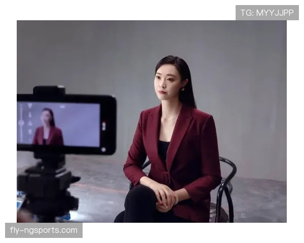 惠若琪随手一晒厨房，五星酒店既视感，我家的锅子都要失业了