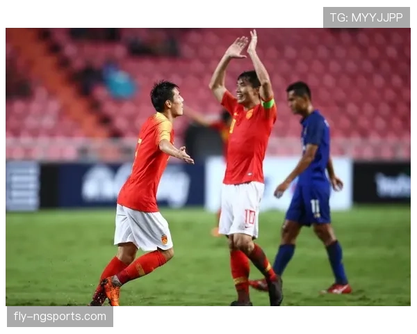 武磊家冰箱里塞满能量胶，邻居以为他开健身房